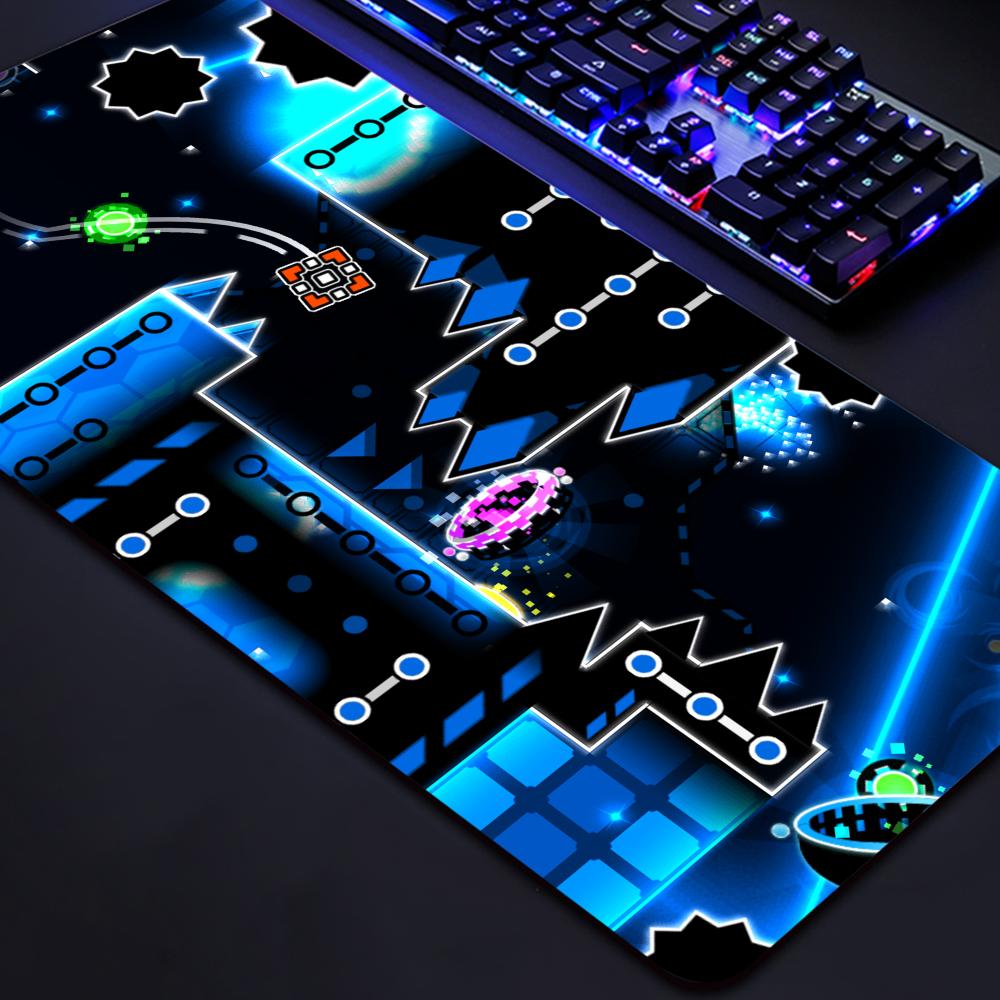 Kubb Game Yard - Tapis de souris Anime Geometry Dash