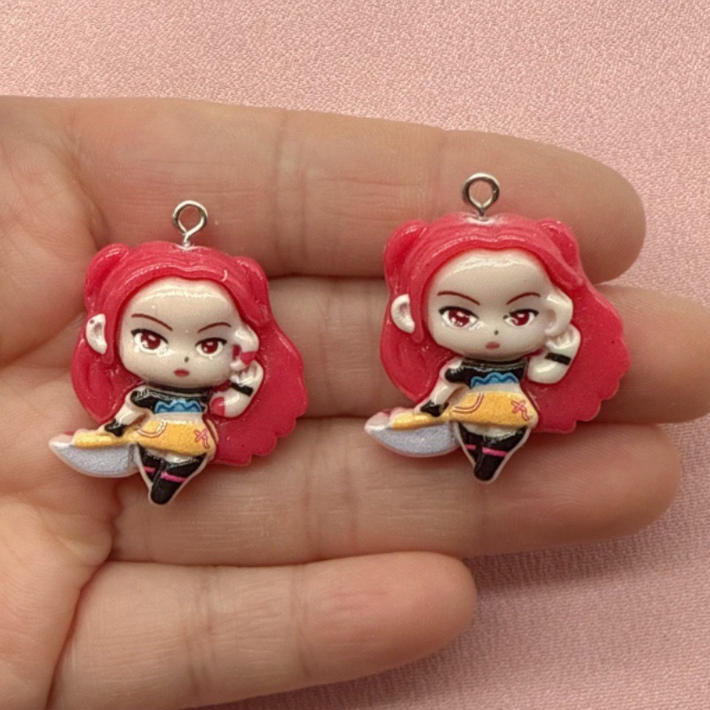 Pendentif en résine de dessin  - Party Games Questions avis et prix